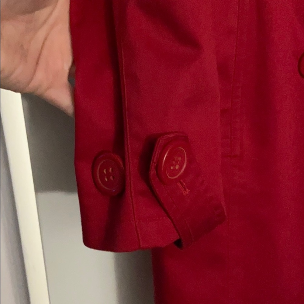 Red Coat - Picture 4 of 6